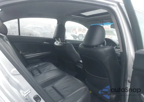 2009 Honda Accord 2.4 Ex-L z USA, uszkodzony, nr VIN 1HGCP268X9A082474